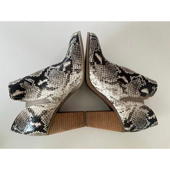 Vince Camuto Famhida Snakeskin Ankle Bootie Women’s Size 9.5 NWOB - Picture 9 of 9